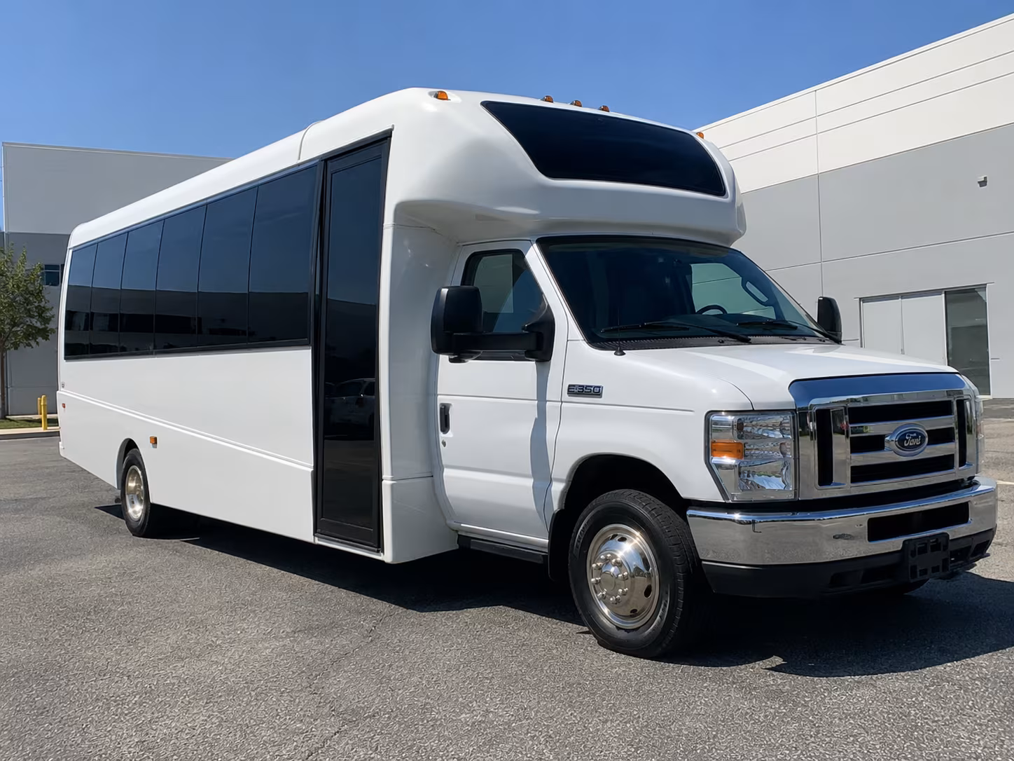 airport transfer buses to golden triangle regional airport and beyond