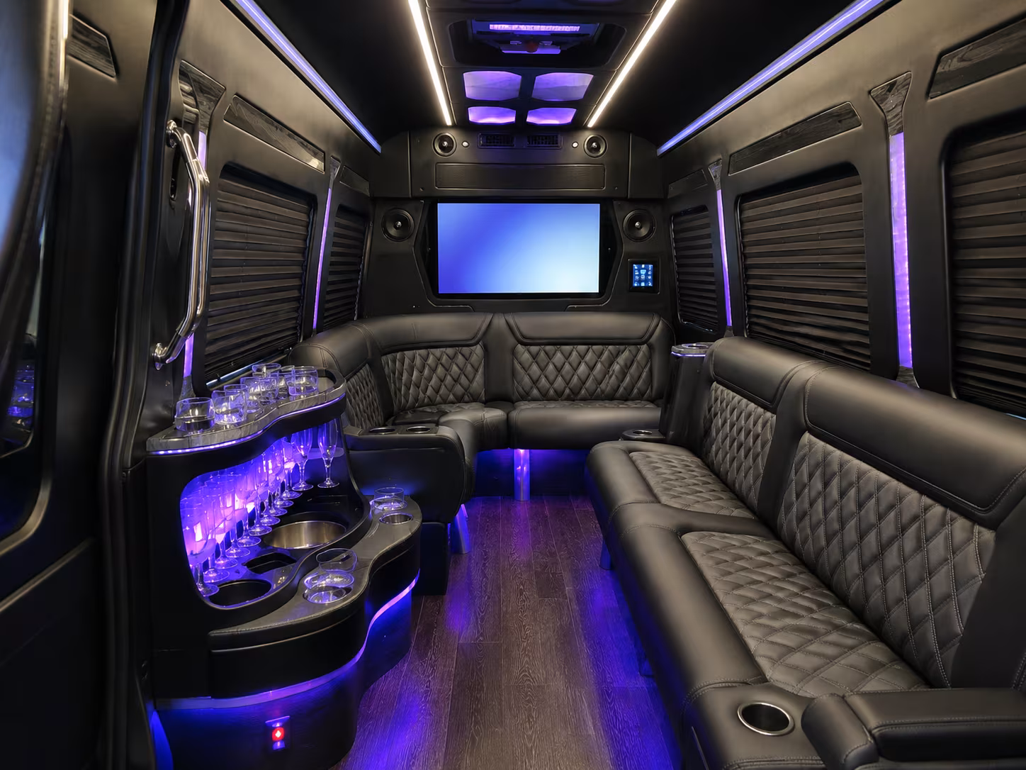bus rentals for corporate retreats and off site team events near starkville