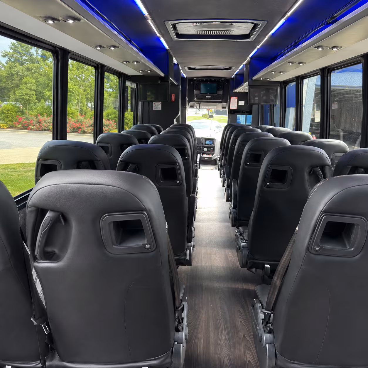 charter bus rentals for corporate wine tour groups and company outings near starkville