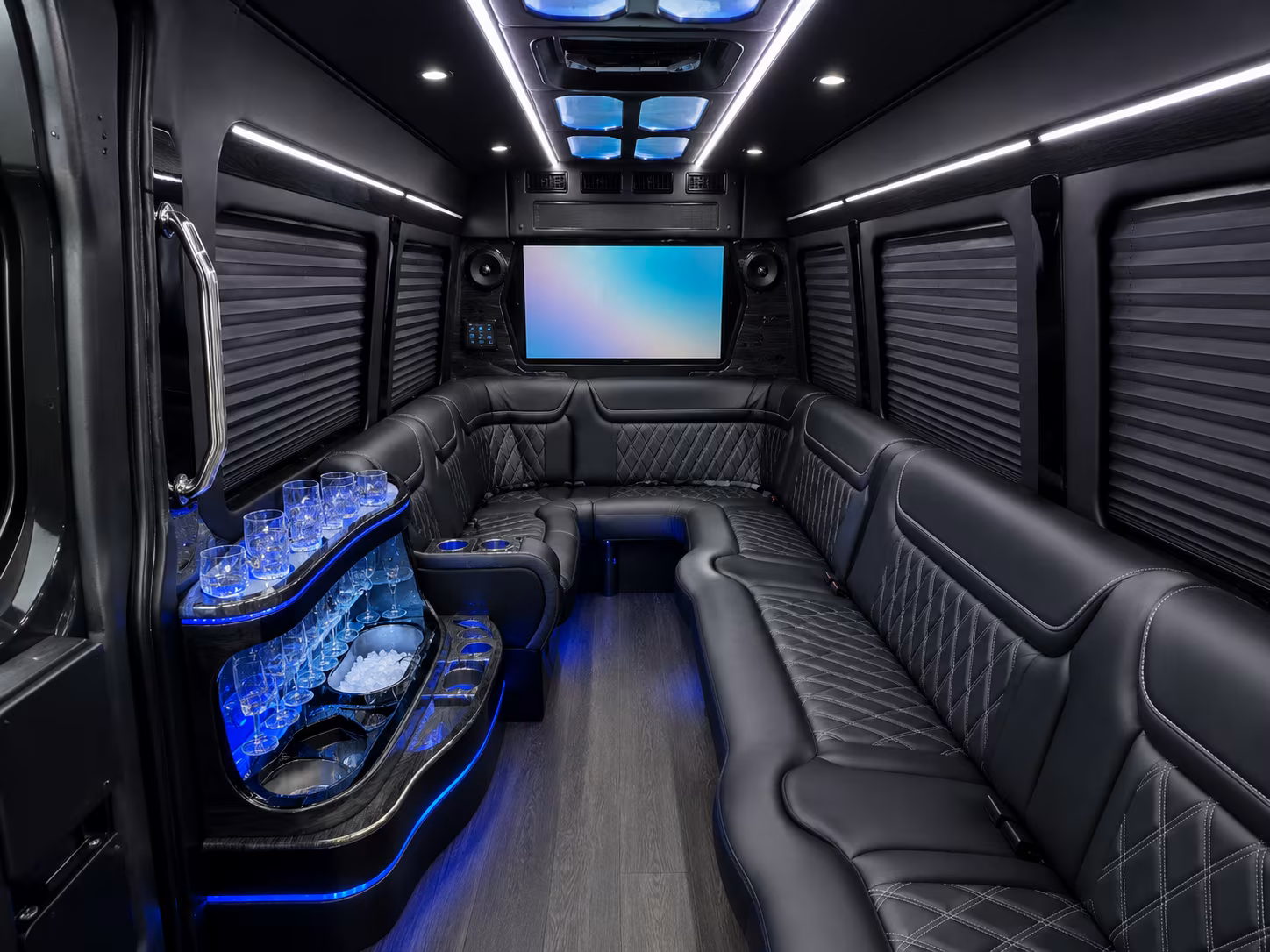 shuttle buses to columbus and tupelo concert venues