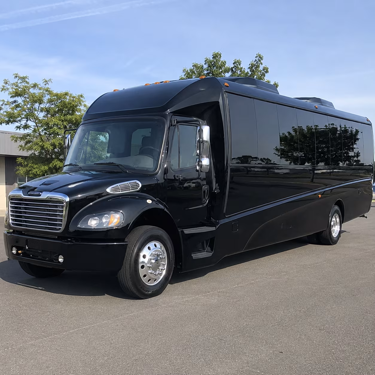starkville 25 passenger minibus