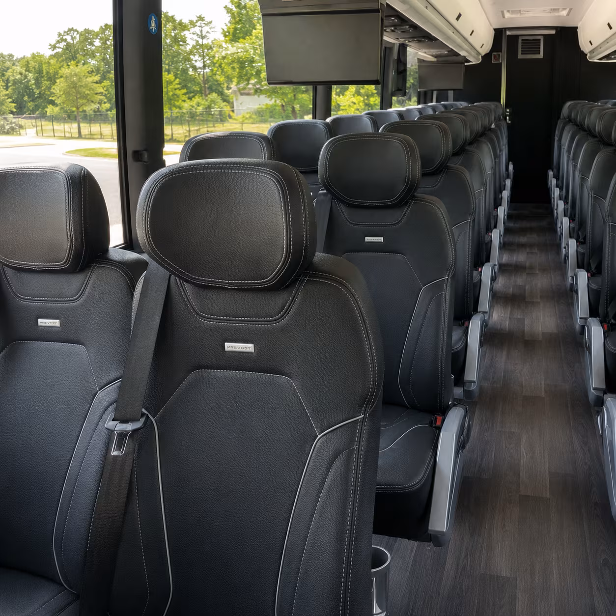 starkville charter bus rentals for mississippi state university staff and campus teams